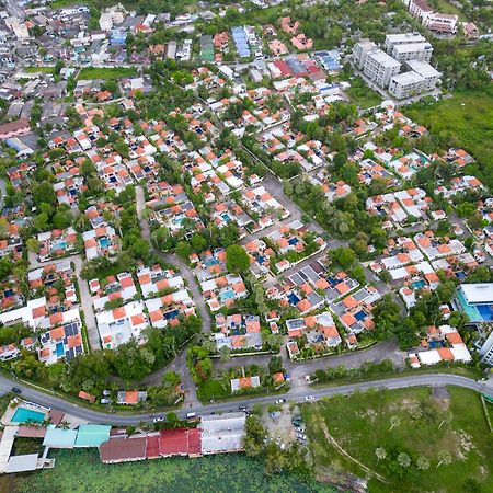 Saitaan,4Br Seaside Garden Pool Villa, Laguna Area Bang Tao Beach  Exterior foto