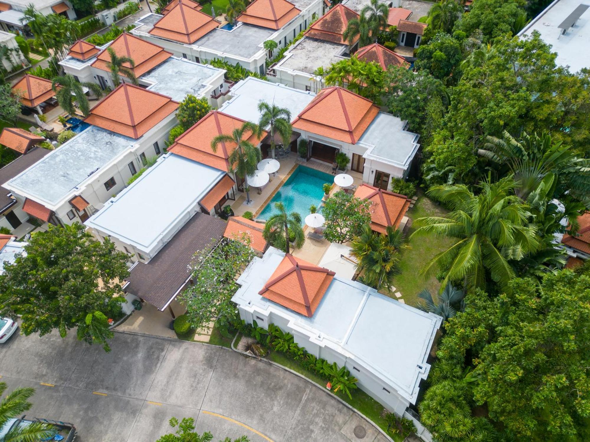 Saitaan,4Br Seaside Garden Pool Villa, Laguna Area Bang Tao Beach  Exterior foto